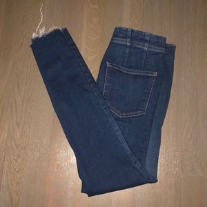 FREE PEOPLE SKINNY JEANS 26